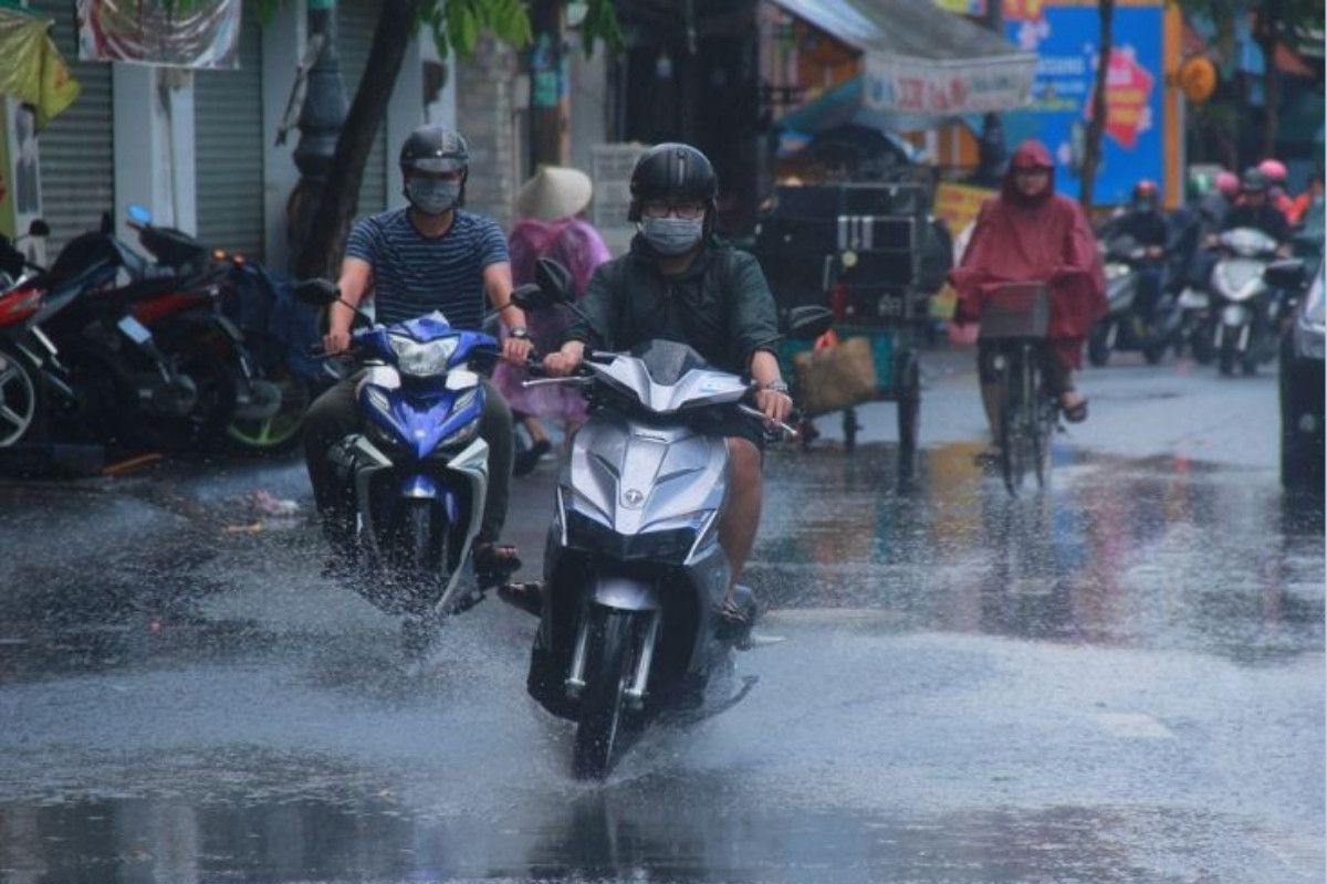 Thành phố Hồ Chí Minh dễ xảy ra mưa rào và sấm sét vào chiều tối 