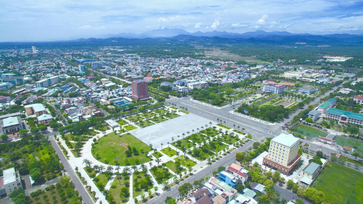 Quảng Nam nằm giữa miền Trung, nơi giao thoa thời tiết đặc biệt